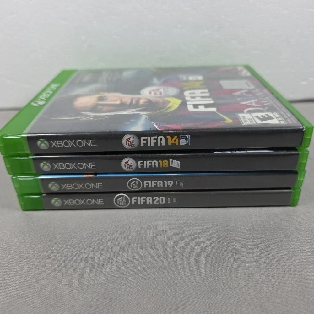 Lot of 4: Xbox One FIFA Soccer‎ Games - FIFA 14, 18, 19, 20 Bundle